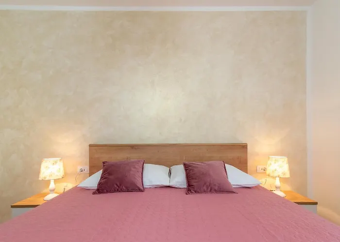 Apartment Magdalena Trogir