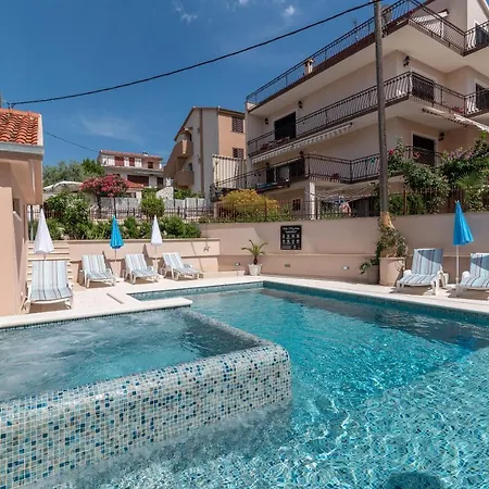 Magdalena Τρογκίρ