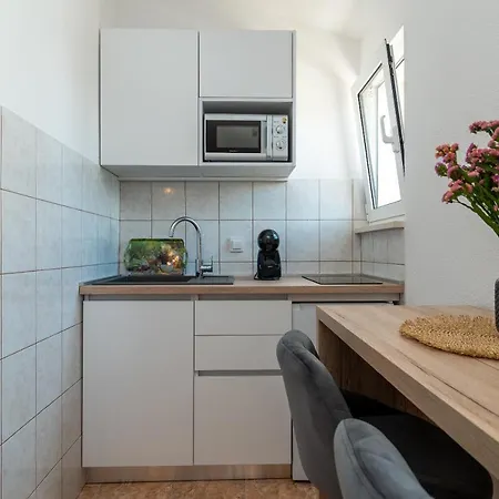 Magdalena * Τρογκίρ